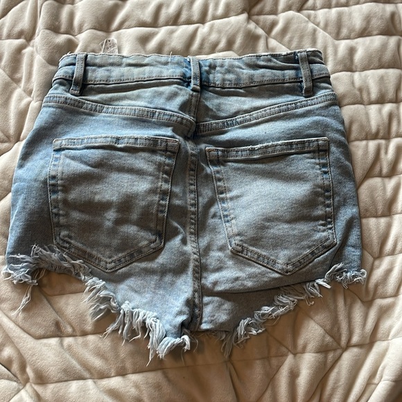 Zara shorts - Picture 3 of 3